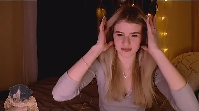 Melissa smith  online show from 13, 12, 2025