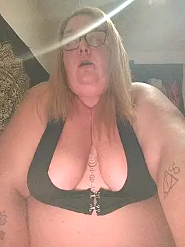 diosacurvy1984 online show from 13, 11, 2025