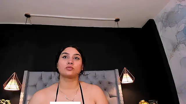 AlexaMora  online show from 19, 3, 2025