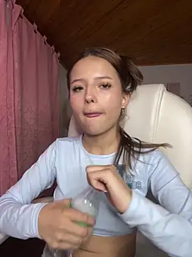 Sofia18 pinkk online show from 26, 2, 2025