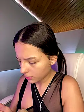 Sofia18 pinkk online show from 3, 12, 2025