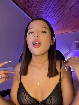 Sofia18 pinkk online show from 2, 7, 2026