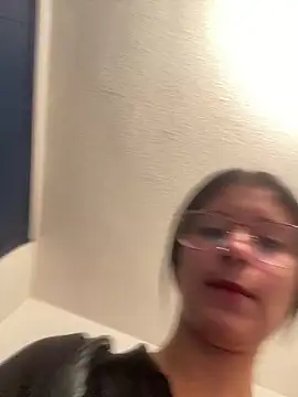 Violeta euphoria online show from 20, 2, 2025