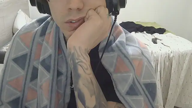 Snapshot of smokingink chatting on 24, 6, 2026 smokingink online show from 24, 6, 2026