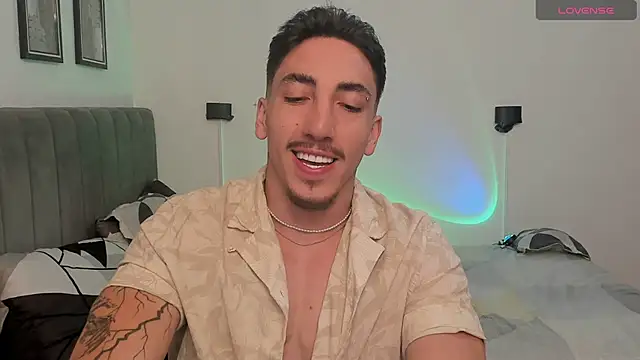 dylanspencer28 online show from 24, 1, 2025