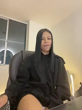 Snapshot of Michell_sr chatting on 5, 11, 2025 Michell sr online show from 5, 11, 2025