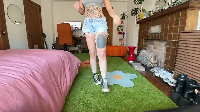 Snapshot of bunnierotten chatting on 30, 10, 2025 bunnierotten online show from 30, 10, 2025