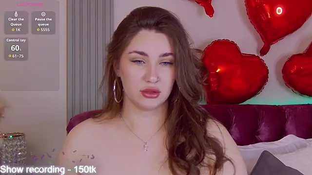 KiraBarlows online show from 12, 2, 2026