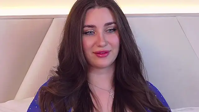 KiraBarlows online show from 19, 2, 2025