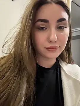 KiraBarlows online show from 18, 2, 2026