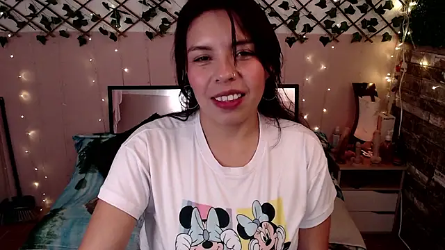 cute bunny95 online show from 17, 3, 2025