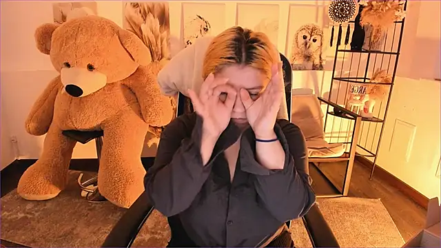 DiaAngell online show from 6, 1, 2026