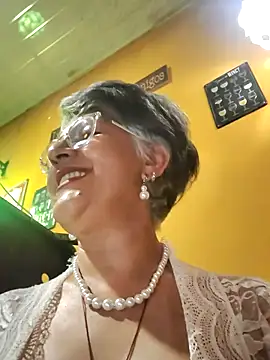 Snapshot of ilonna2025 chatting on 23, 5, 2026 ilonna2025 online show from 23, 5, 2026