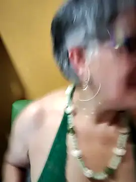 ilonna2025 online show from 12, 2, 2026