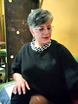 ilonna2025 online show from 22, 4, 2026