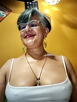 ilonna2025 online show from 23, 7, 2026