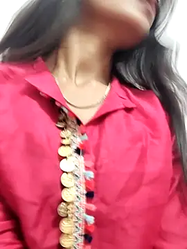 Leoni G online show from 4, 11, 2025