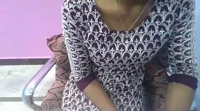 Leoni G online show from 8, 3, 2025