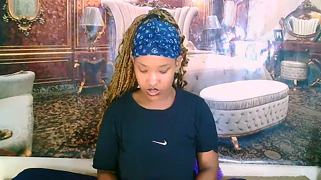 EroticSexyPrada online show from 16, 2, 2026