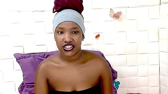 EroticSexyPrada online show from 29, 3, 2026