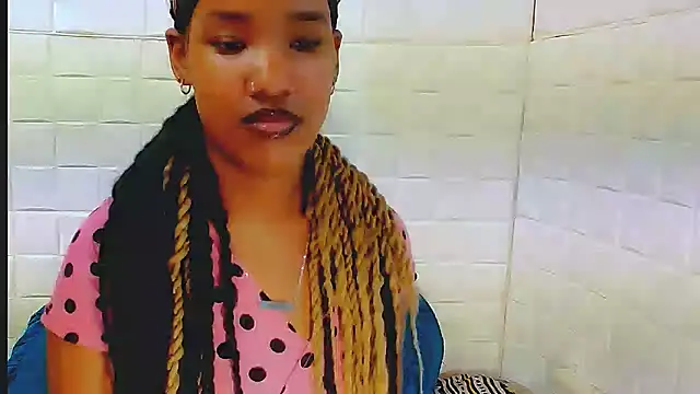 EroticSexyPrada online show from 21, 3, 2025