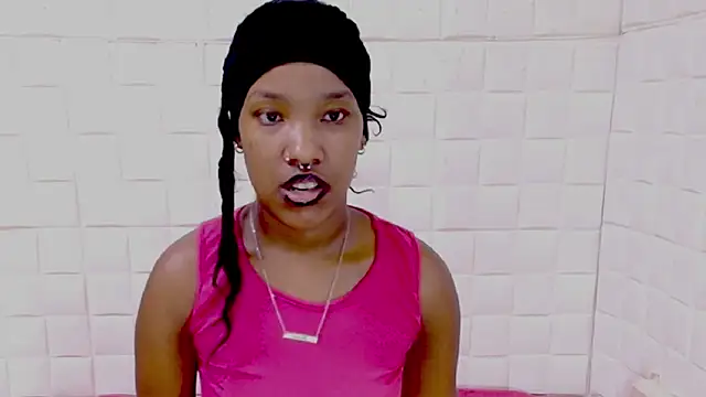 EroticSexyPrada online show from 21, 4, 2026