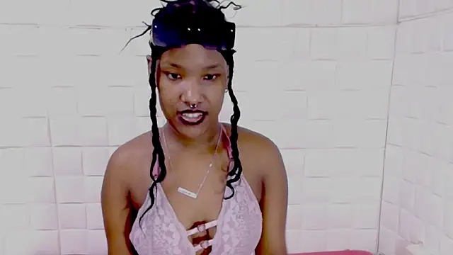 EroticSexyPrada online show from 22, 4, 2026