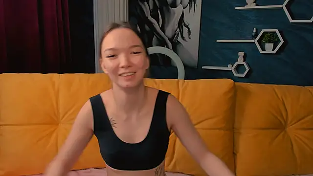SusannJohnson online show from 27, 2, 2025