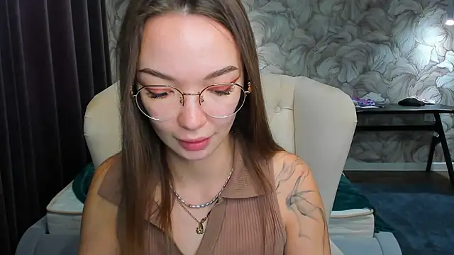 SusannJohnson online show from 2, 4, 2026