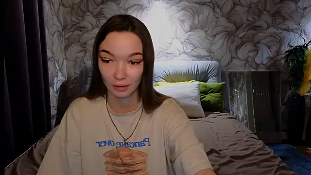 SusannJohnson online show from 28, 10, 2025