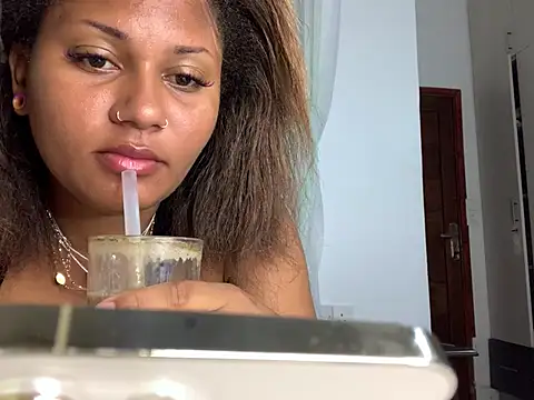 Snapshot of madell chatting on 2, 5, 2026 madell online show from 2, 5, 2026