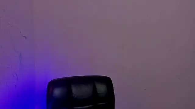 Paulina Lopezz online show from 7, 10, 2025