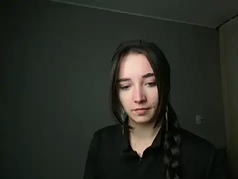 Eva Gloryy online show from 25, 2, 2025