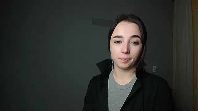 Eva Gloryy online show from 15, 2, 2025