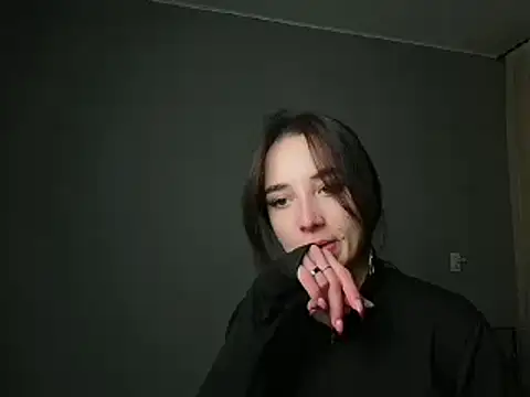 Eva Gloryy online show from 26, 2, 2025