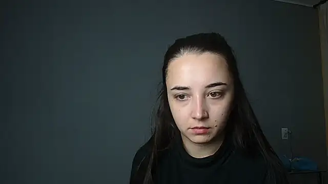 Eva Gloryy online show from 28, 9, 2025