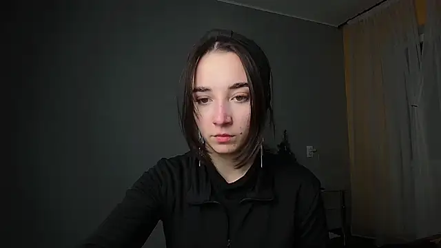 Eva Gloryy online show from 18, 2, 2025