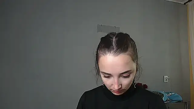 Snapshot of Eva_Gloryy chatting on 12, 10, 2025 Eva Gloryy online show from 12, 10, 2025