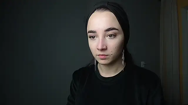 Eva Gloryy online show from 13, 2, 2025