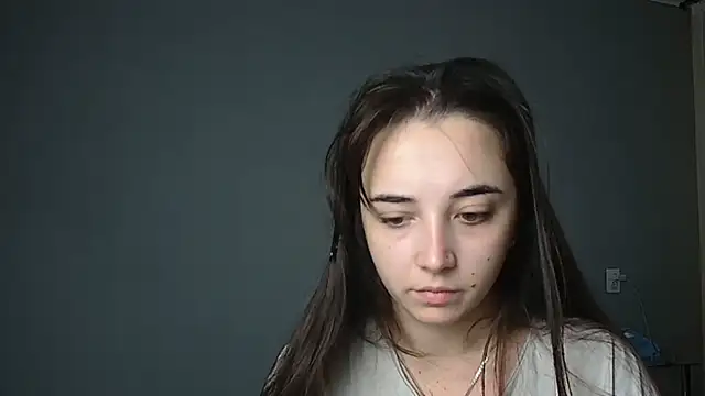 Snapshot of Eva_Gloryy chatting on 11, 11, 2025 Eva Gloryy online show from 11, 11, 2025