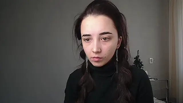 Eva Gloryy online show from 17, 2, 2025