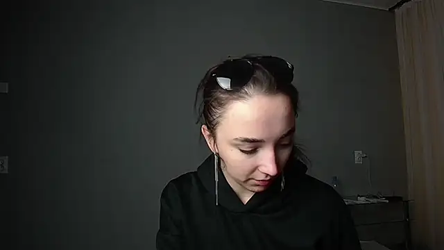 Eva Gloryy online show from 18, 3, 2025