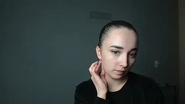 Eva Gloryy online show from 25, 3, 2026