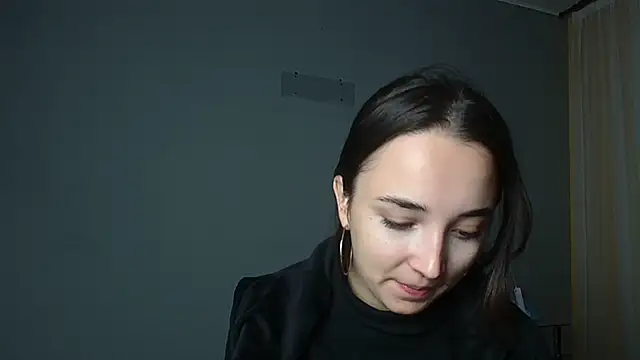 Eva Gloryy online show from 1, 10, 2025