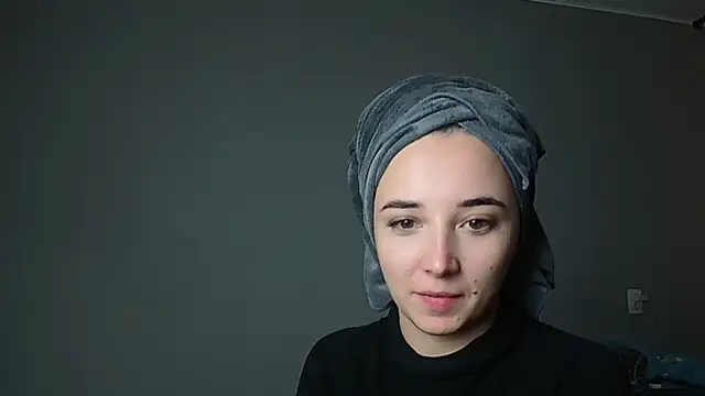 Snapshot of Eva_Gloryy chatting on 28, 11, 2025 Eva Gloryy online show from 28, 11, 2025