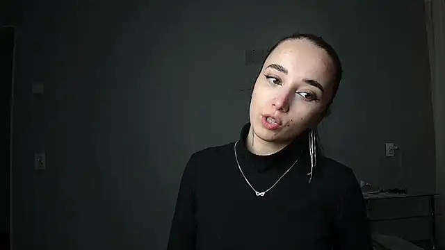 Eva Gloryy online show from 12, 3, 2025