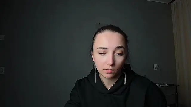 Eva Gloryy online show from 18, 3, 2025