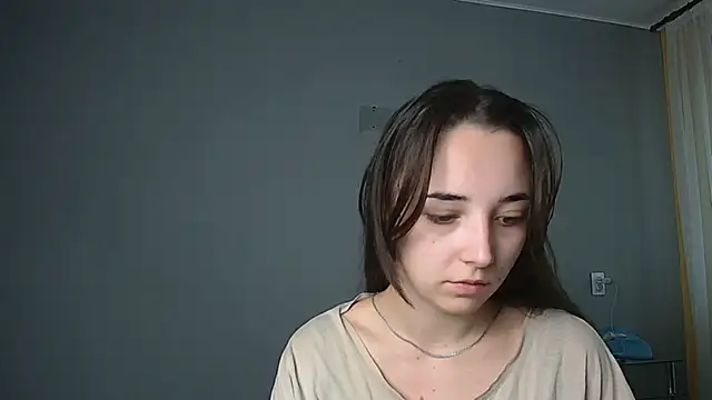 Eva Gloryy online show from 9, 9, 2025