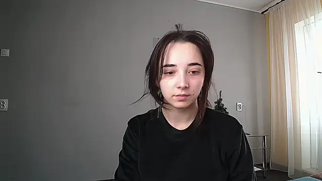 Eva Gloryy online show from 18, 2, 2025
