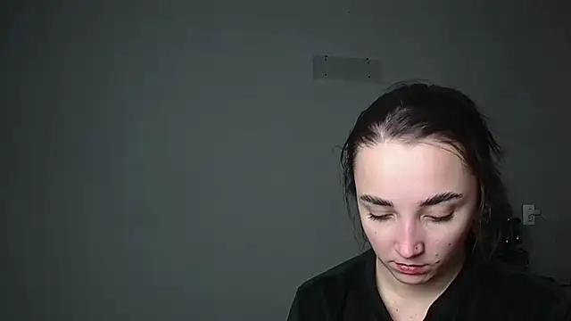 Eva Gloryy online show from 10, 2, 2026